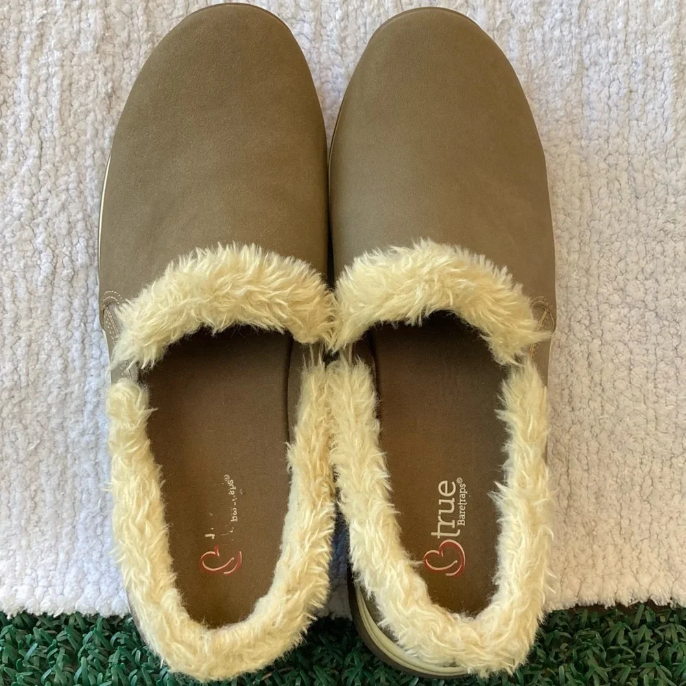 BTrue by Baretraps Womens Brown Yesabel Slip On Loafer w/Faux Fur Shoes Size 7M